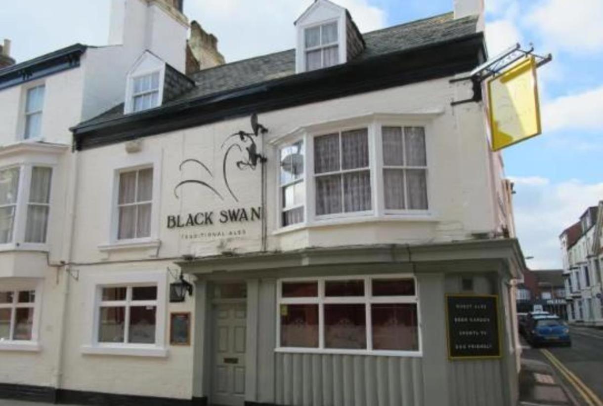 The Black Swan Hotel Scarborough Esterno foto